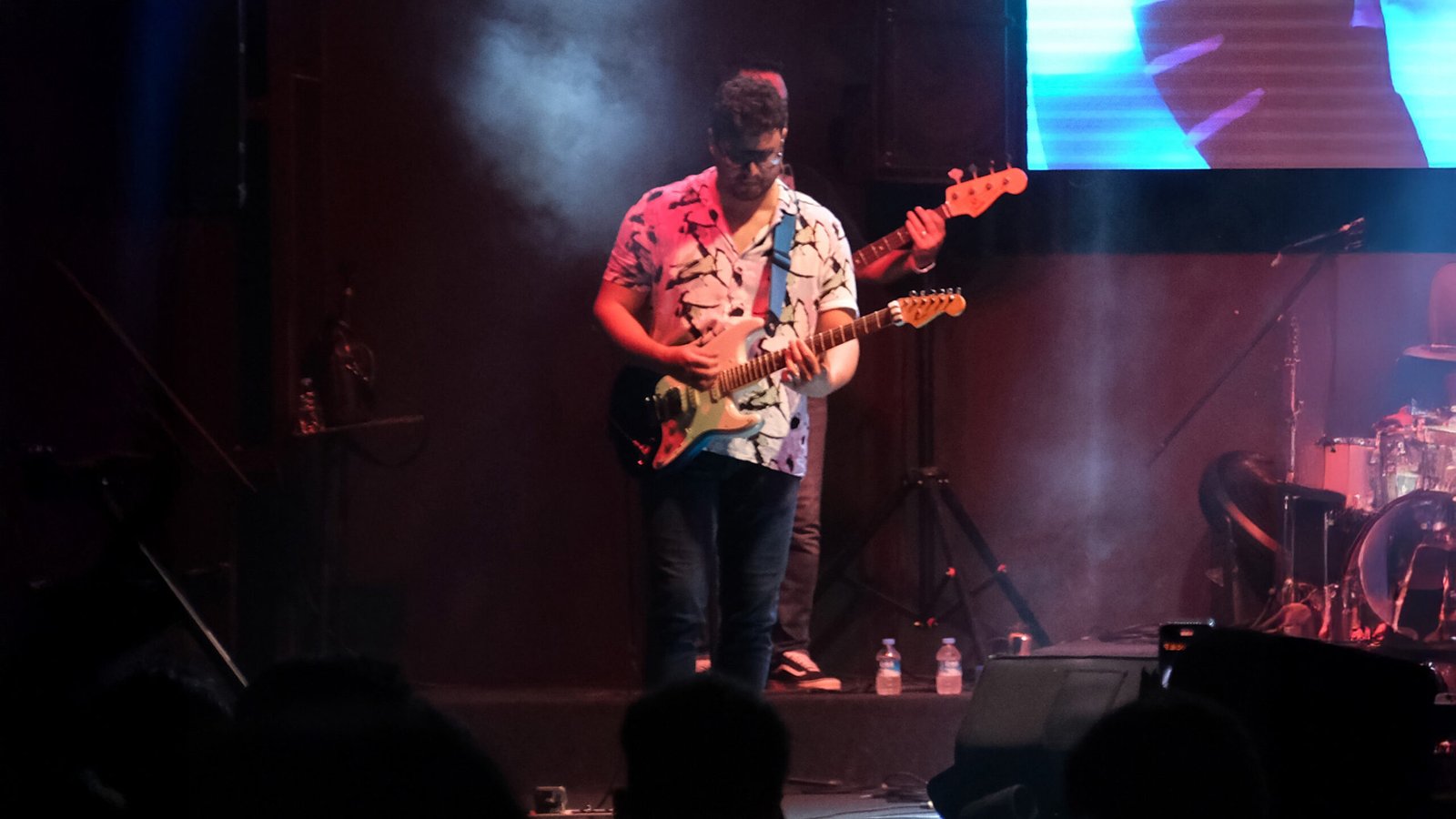 Tansel Tanşu: Alternatif Rock’ın Duygulu Gitaristi ve Söz Yazarı